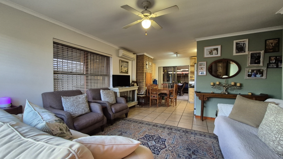 3 Bedroom Property for Sale in Strand South Western Cape